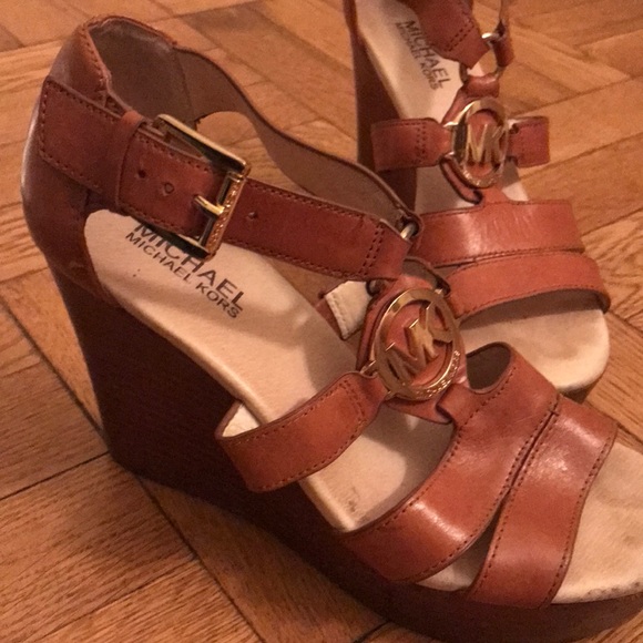 Michael Kors heeled sandals - Picture 1 of 2